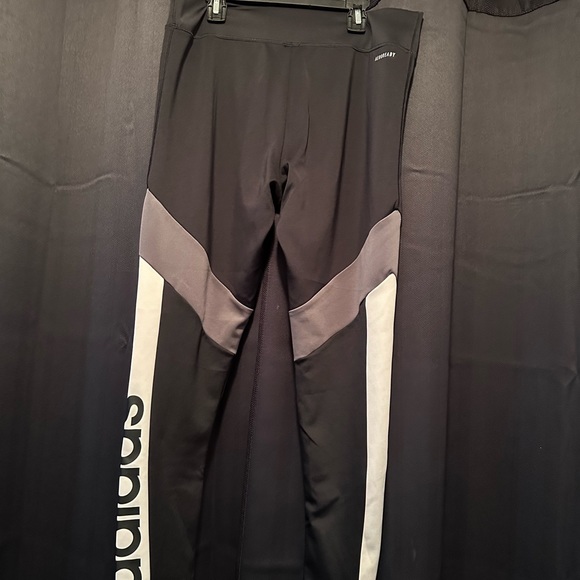 Women’s ADIDAS Leggings - Picture 2 of 3